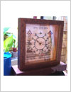 ハンディクラフトのフレーム、十字縫い　framing for craft, cross stitch with clock 